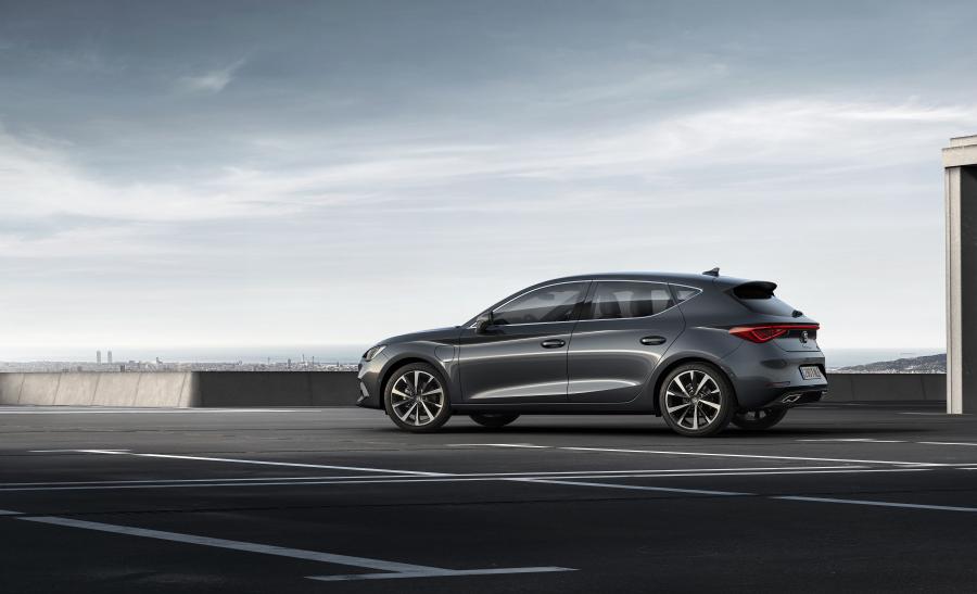  Seat Leon FR eHybrid 2020 года  (WW) (фото 5 из 5)